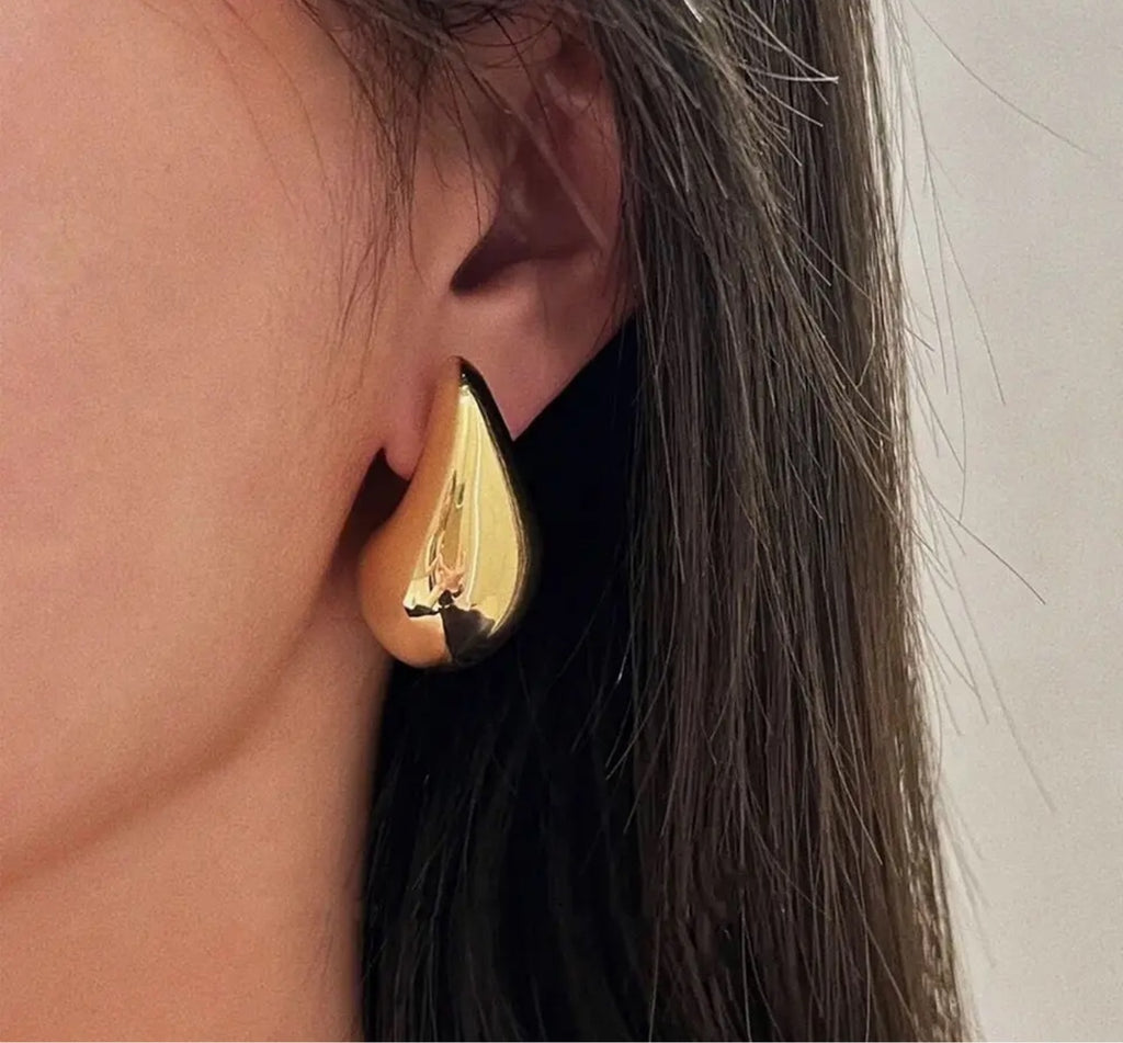 Drop earring