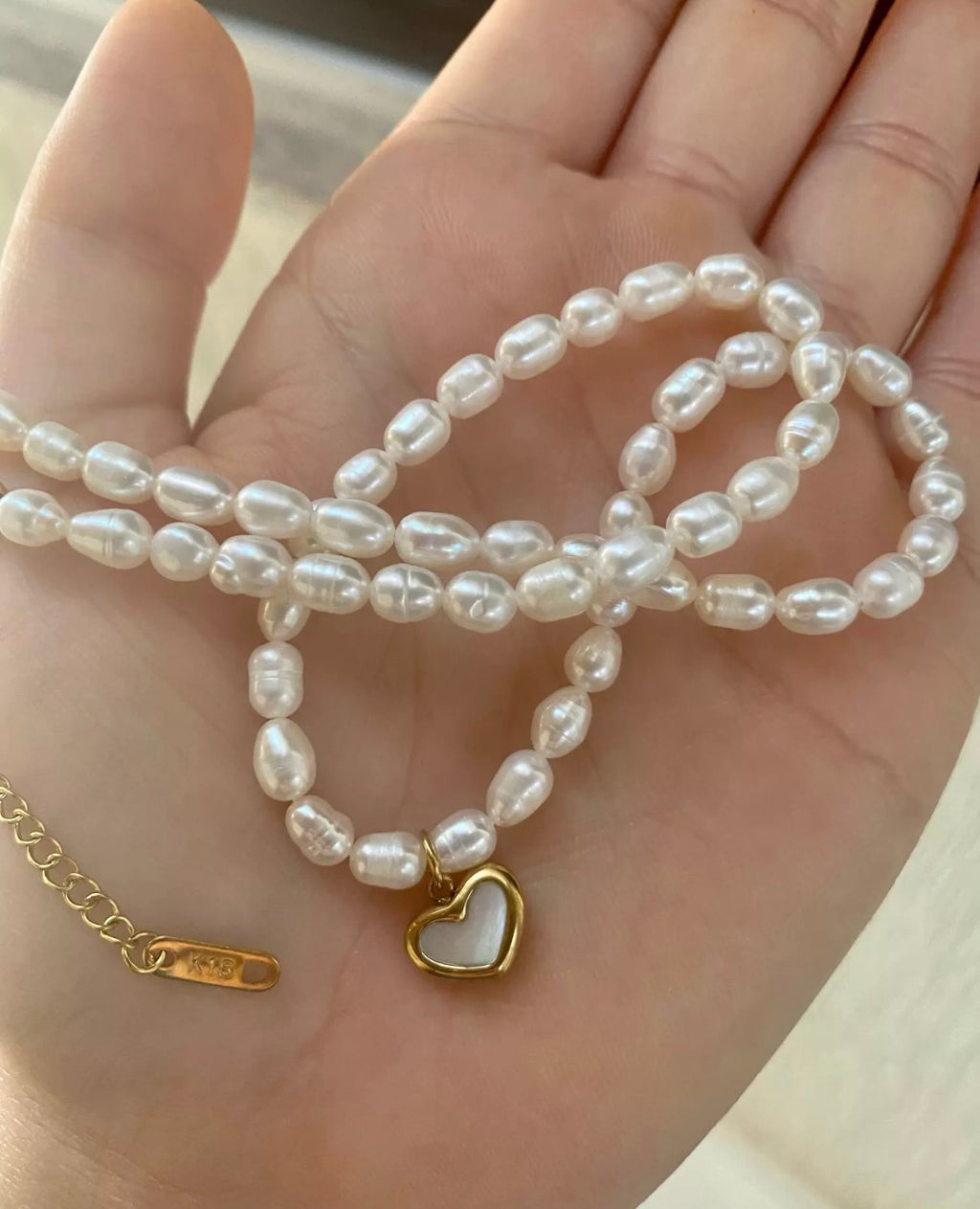 VICTORIAS NECKLACE