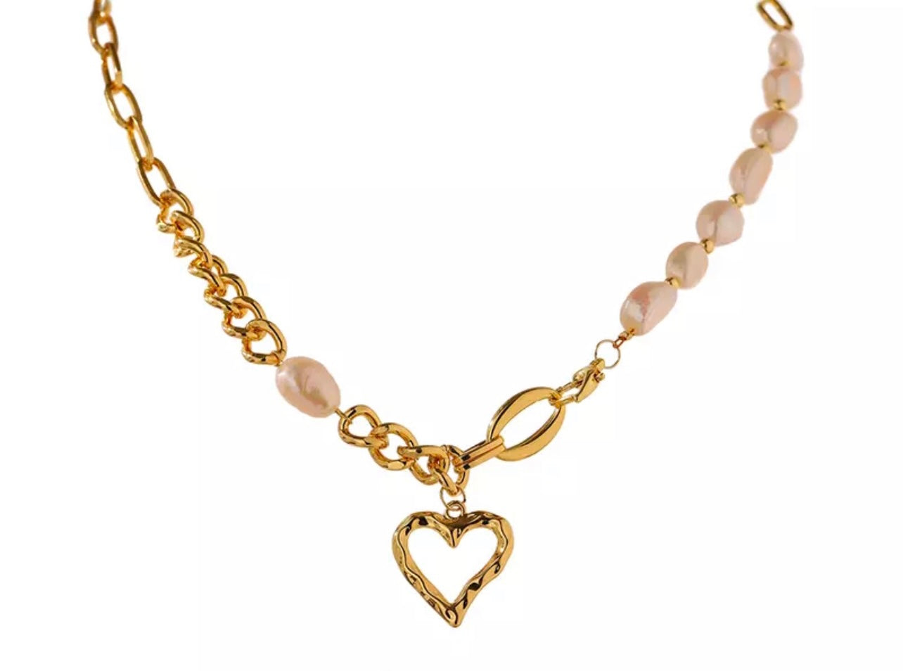 VICTORIAS NECKLACE