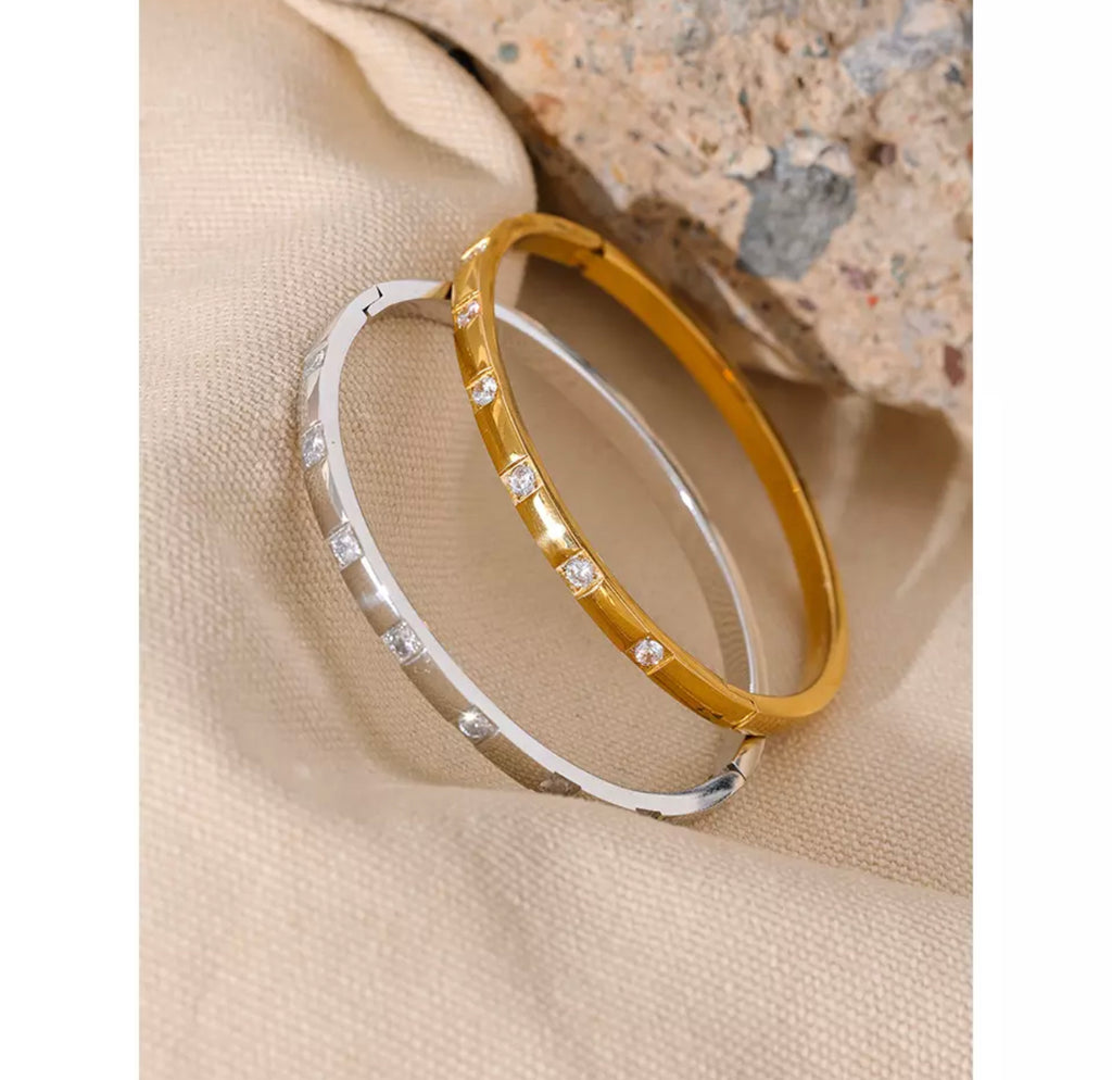 SIMPLE BRACELET
